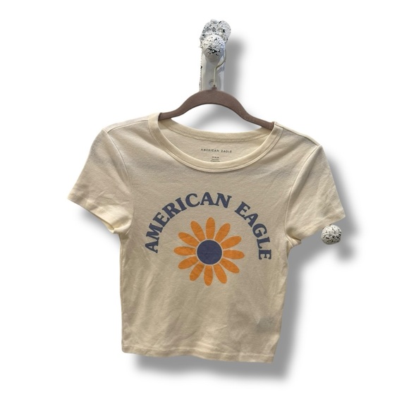 American Eagle Outfitters Tops - AE Hey Baby Cream Daisy Tee